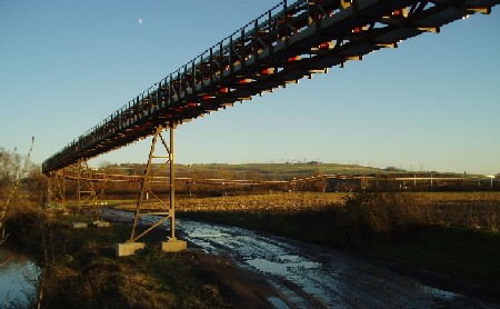 EDF-Kraftwerk Blénod / Frankreich: Umweltfreundlicher Kohle-Transport per KOCH Pipe Conveyor